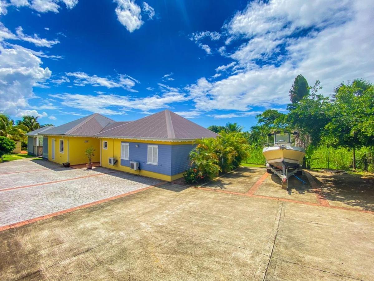 La Villa De Christian Baie-Mahault Exterior photo