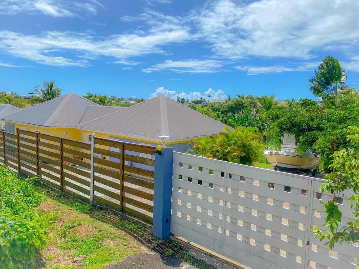 La Villa De Christian Baie-Mahault Exterior photo